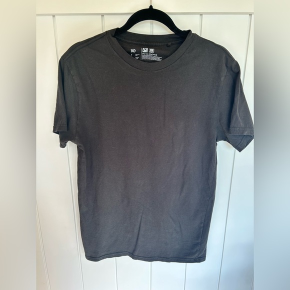 Black Tee - Picture 1 of 3